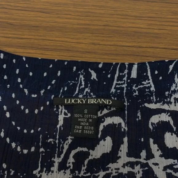 Lucky Brand Woman Small Blue White Short Sleeve Cotton Gauzy Beachy Travel k4 - Picture 5 of 8